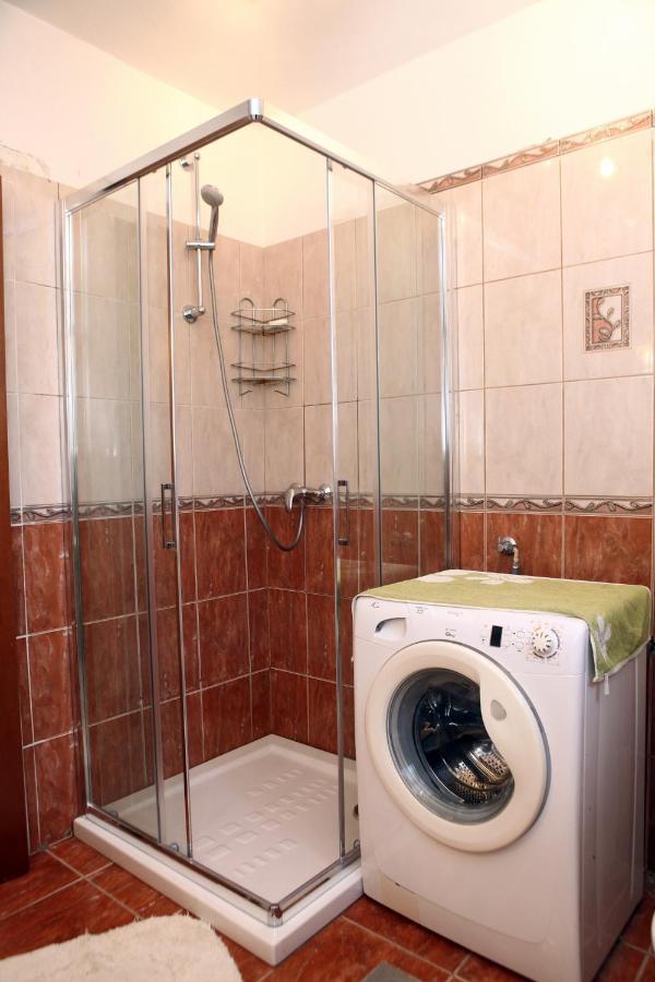 Rooms Torcello - With Shared Bathroom Portorož Eksteriør billede